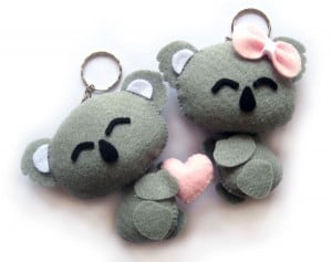 romantic_couple_koala_plushie_by_ameliaange-d39f4r2