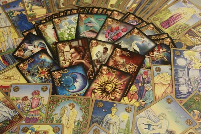 Astrologija i tarot – Korespondencija između tarot karata i 12 znakova zodijaka