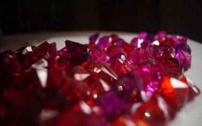 Gatanje sa crvenim kristalima